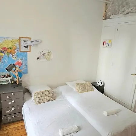 140m2 Haussmannian Familial Flat 16, At Clement's *